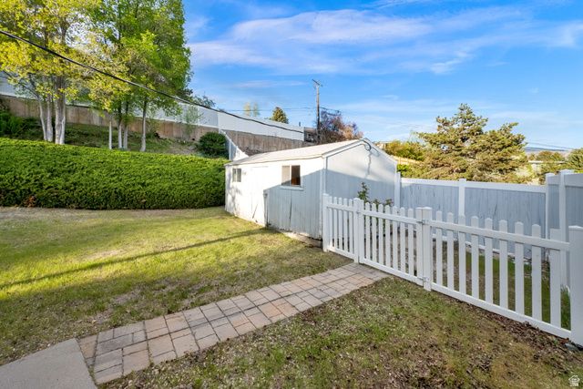 551 E NORTH HILLS DR, Salt Lake City, UT 84103