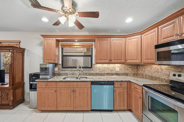 3135 NW 13th Street, Delray Beach, FL 33445