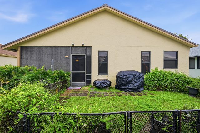 3135 NW 13th Street, Delray Beach, FL 33445