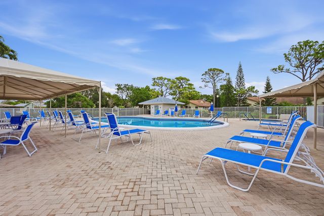 3135 NW 13th Street, Delray Beach, FL 33445