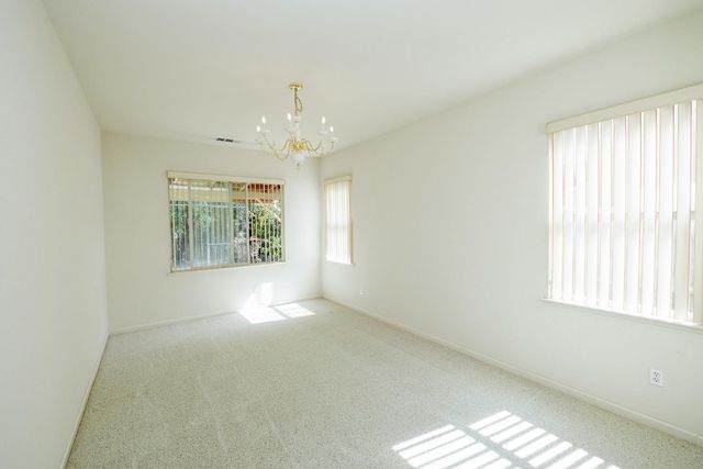 1613 Mable Ave, Modesto, CA 95355