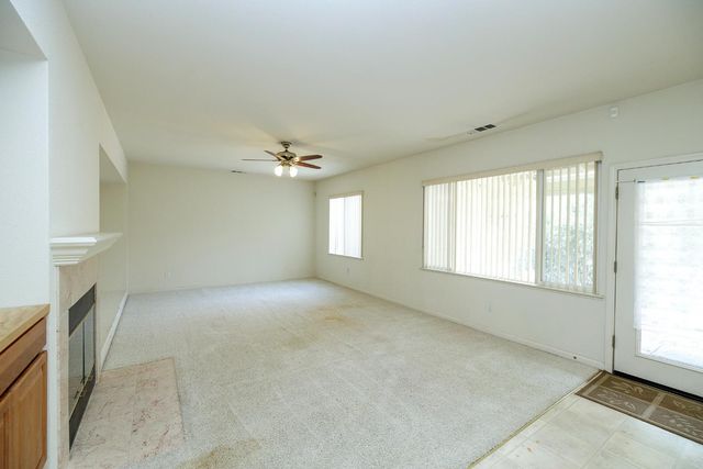 1613 Mable Ave, Modesto, CA 95355