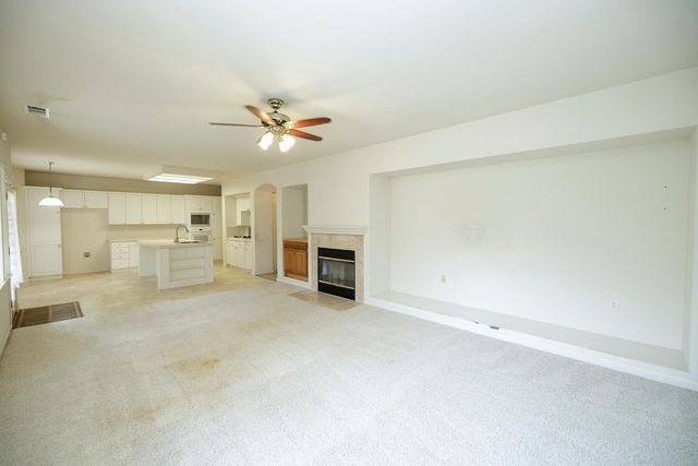 1613 Mable Ave, Modesto, CA 95355