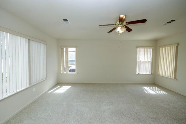 1613 Mable Ave, Modesto, CA 95355