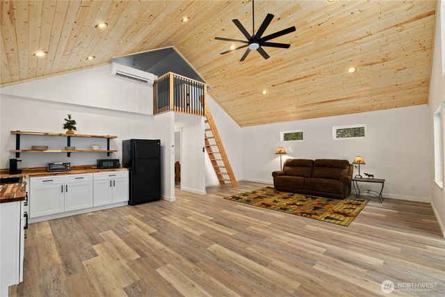 350 Redwood Lane, Ronald, WA 98940