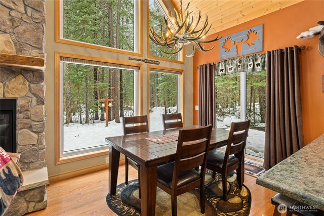 350 Redwood Lane, Ronald, WA 98940