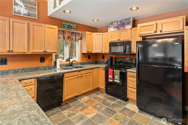 350 Redwood Lane, Ronald, WA 98940