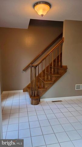 5100 ROSEWOOD DR, Center Valley, PA 18034