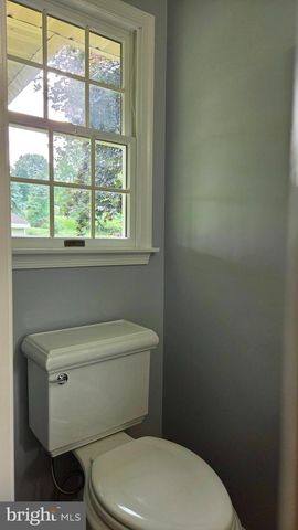 5100 ROSEWOOD DR, Center Valley, PA 18034
