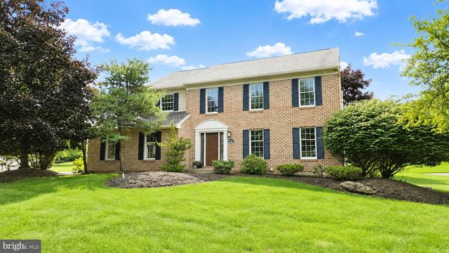 5100 ROSEWOOD DR, Center Valley, PA 18034
