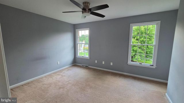 5100 ROSEWOOD DR, Center Valley, PA 18034