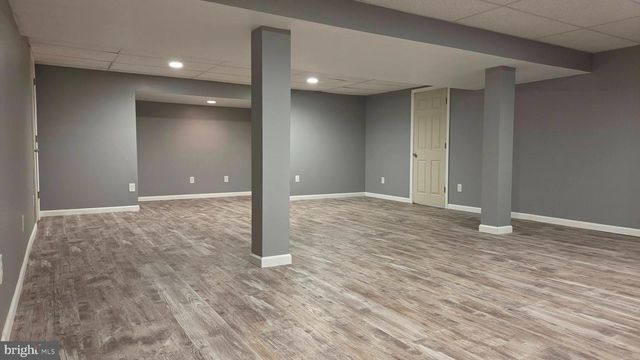 5100 ROSEWOOD DR, Center Valley, PA 18034