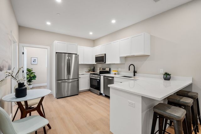 7 Cross St U102, Wilmington, MA 01887