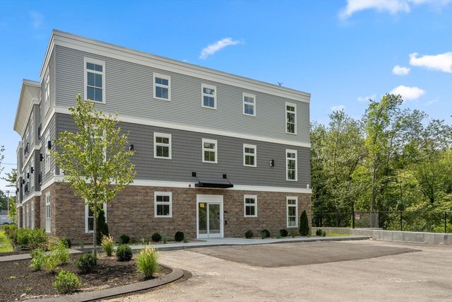 7 Cross St U102, Wilmington, MA 01887