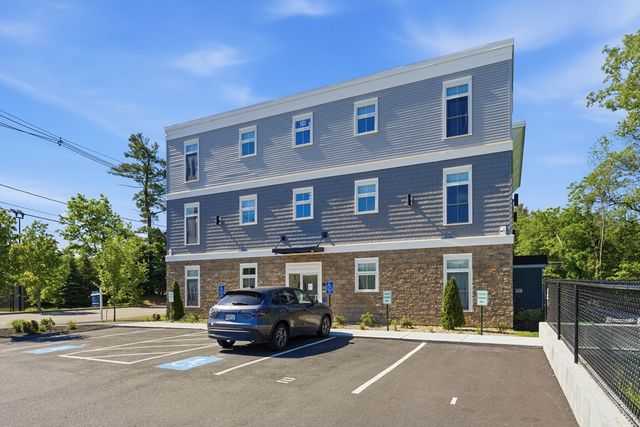 7 Cross St U102, Wilmington, MA 01887
