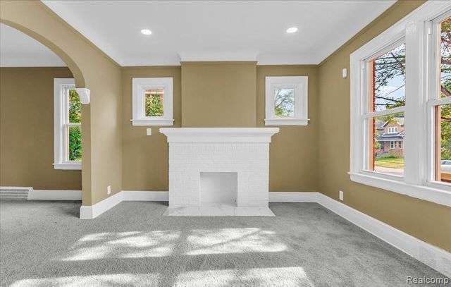 15512 Mendota, Detroit, MI 48238