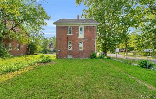 15512 Mendota, Detroit, MI 48238