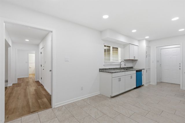 4351 Altamesa Boulevard, Fort Worth, TX 76133