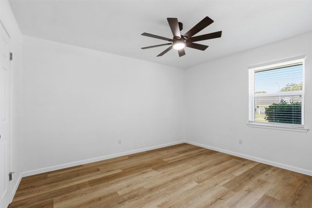 4351 Altamesa Boulevard, Fort Worth, TX 76133