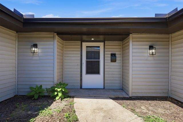 4351 Altamesa Boulevard, Fort Worth, TX 76133