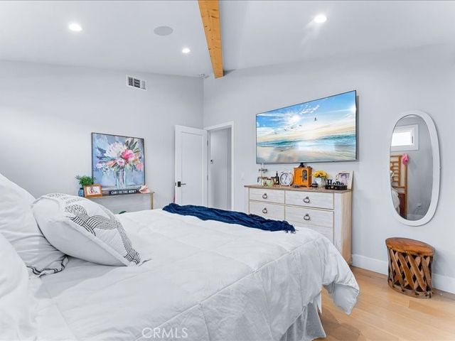 168 Monte Vista Avenue, Costa Mesa, CA 92627