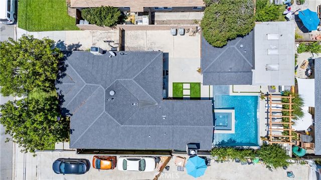 168 Monte Vista Avenue, Costa Mesa, CA 92627