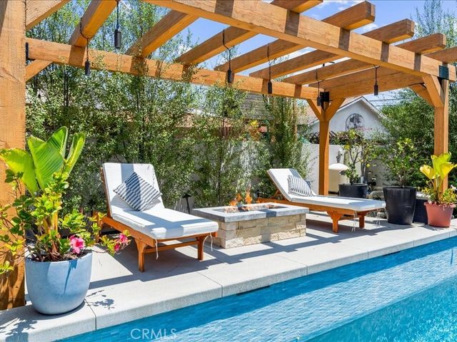 168 Monte Vista Avenue, Costa Mesa, CA 92627