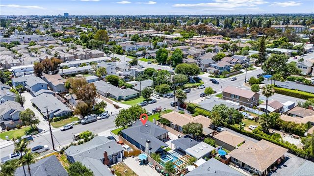 168 Monte Vista Avenue, Costa Mesa, CA 92627