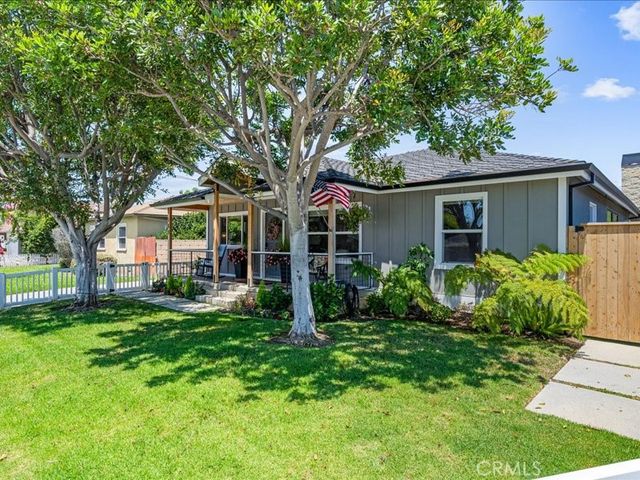 168 Monte Vista Avenue, Costa Mesa, CA 92627