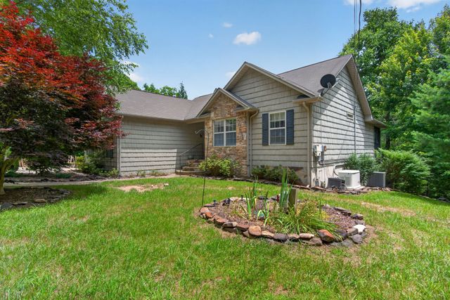 232 Victoria Cir, Jamestown, TN 38556