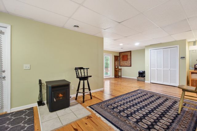 232 Victoria Cir, Jamestown, TN 38556