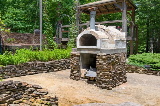 232 Victoria Cir, Jamestown, TN 38556