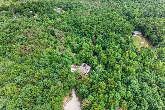232 Victoria Cir, Jamestown, TN 38556