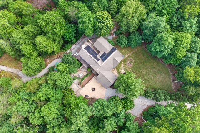 232 Victoria Cir, Jamestown, TN 38556