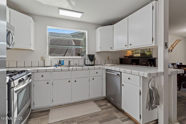 751 Hornet Drive, Gardnerville, NV 89460