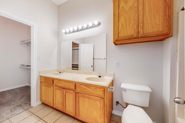 8000 Arbor Avenue, Fort Worth, TX 76116