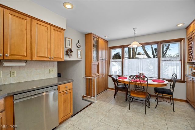 707 Lincoln Street, Amherst, OH 44001