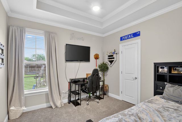 260 Arrowhead Drive, Bossier City, LA 71111
