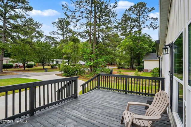 335 Ridgewood Drive NW, Calabash, NC 28467