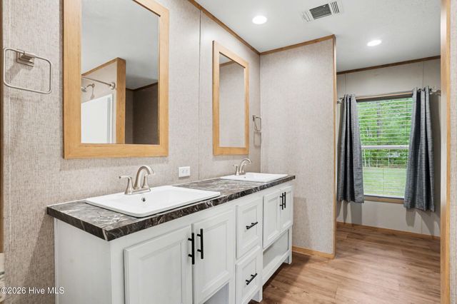 335 Ridgewood Drive NW, Calabash, NC 28467