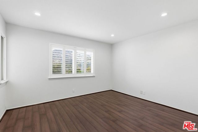 2940 N Verdugo Road 305, Glendale, CA 91208