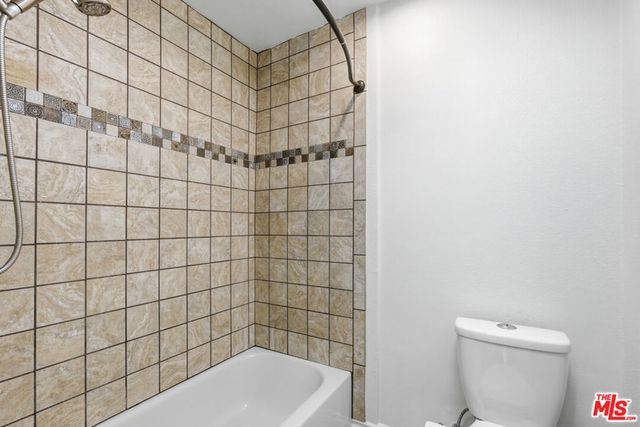 2940 N Verdugo Road 305, Glendale, CA 91208