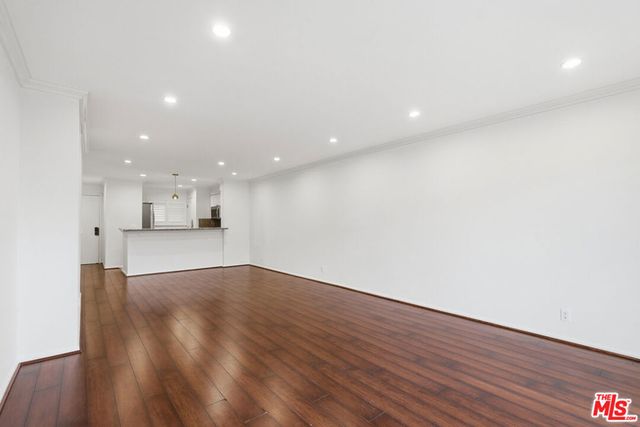 2940 N Verdugo Road 305, Glendale, CA 91208