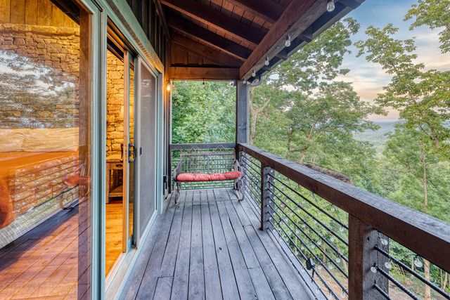 280 Point Of View Road, Blue Ridge, GA 30513