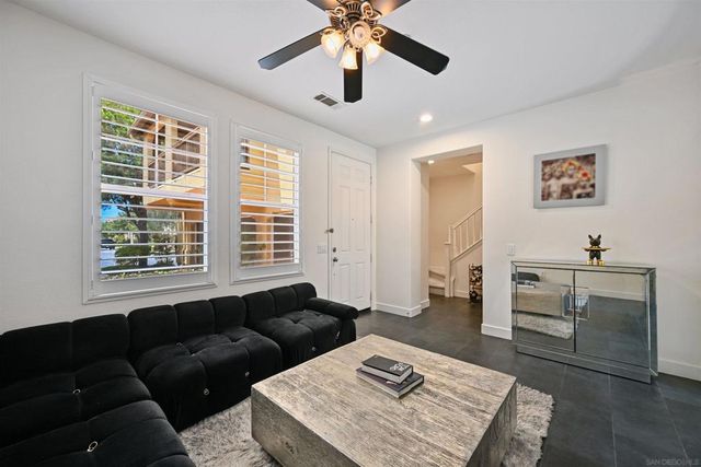 13295 Calle Del Campo 5, San Diego, CA 92129