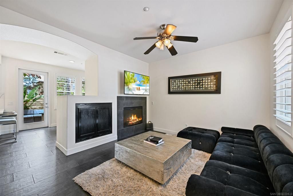 13295 Calle Del Campo 5, San Diego, CA 92129
