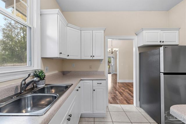 1114 E Lloyd St, Pensacola, FL 32503