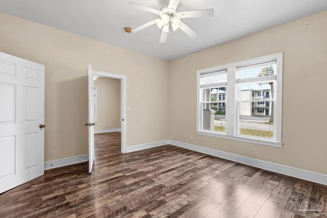 1114 E Lloyd St, Pensacola, FL 32503