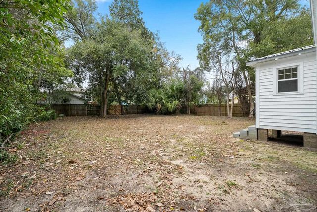 1114 E Lloyd St, Pensacola, FL 32503