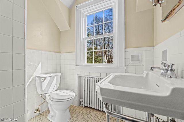 1134 Glamorgan Street, Alliance, OH 44601